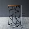 Personnalit-Tabouret-de-Bar-Moderne-Tabouret-Haut-cratif-en-Fer-forg-Coussin-en-pin-de-Haute-qualit-Tapis-antidrapant-Adapt-au-Salon-Bar-Caf-Noir-0-1 Personnalit-Tabouret-de-Bar-Moderne-Tabouret-Haut-cratif-en-Fer-forg-Coussin-en-pin-de-Haute-qualit-Tapis-antidrapant-Adapt-au-Salon-Bar-Caf-Noir-0-1