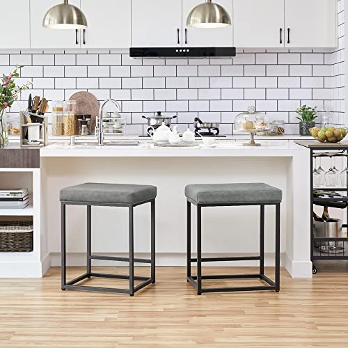 Yaheetech-2-tabourets-de-Bar-rembourres-en-Similicuir-et-metal-de-60-cm-carres-avec-Repose-Pieds-pour-Cuisine-peninsule-portee-136-kg-0-0
